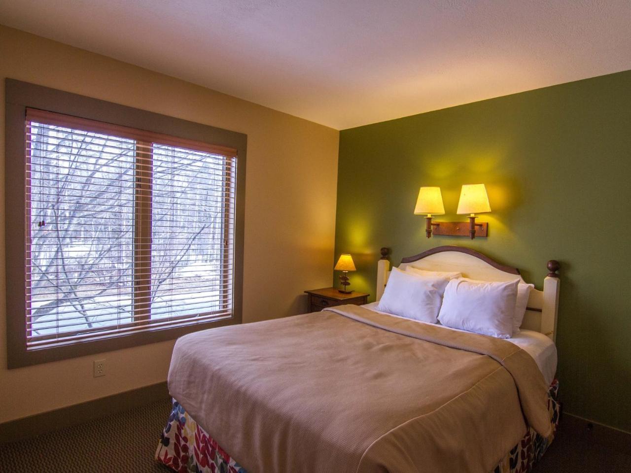 Spacious 2 Bed Condo at Crystal Mountain Resort Thompsonville Exterior foto