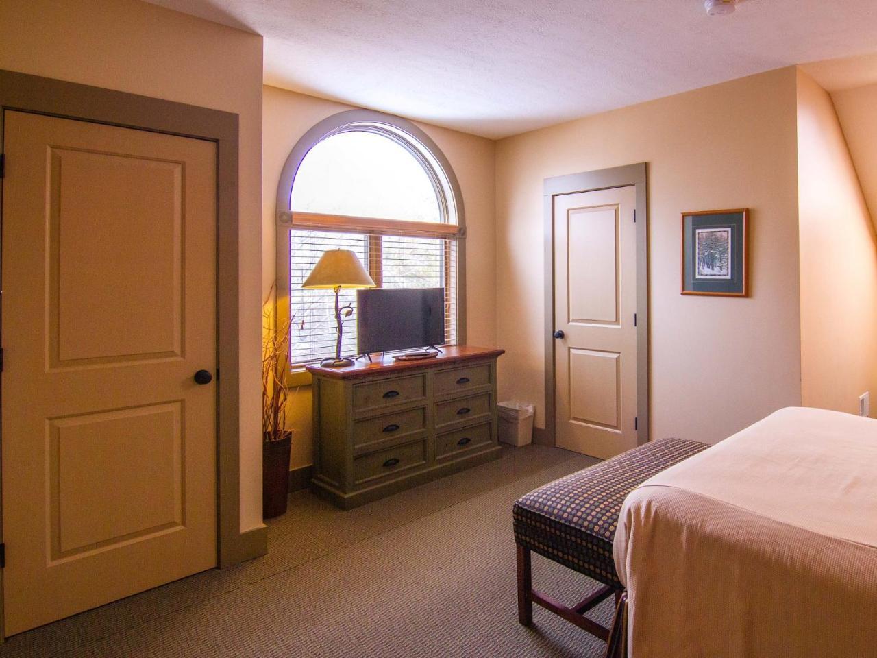 Spacious 2 Bed Condo at Crystal Mountain Resort Thompsonville Exterior foto